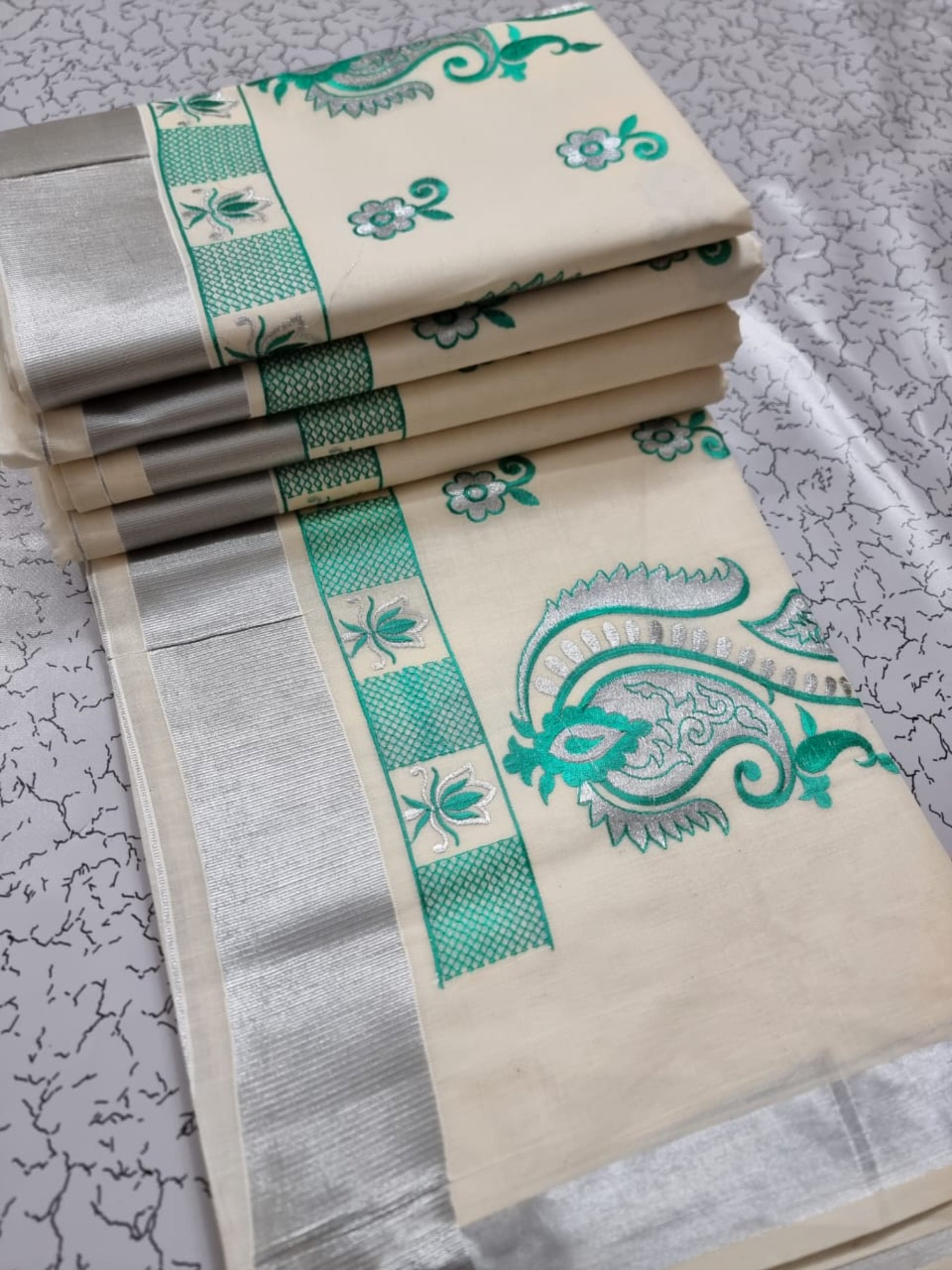 Kerala Kasavu saree in Silver Zari