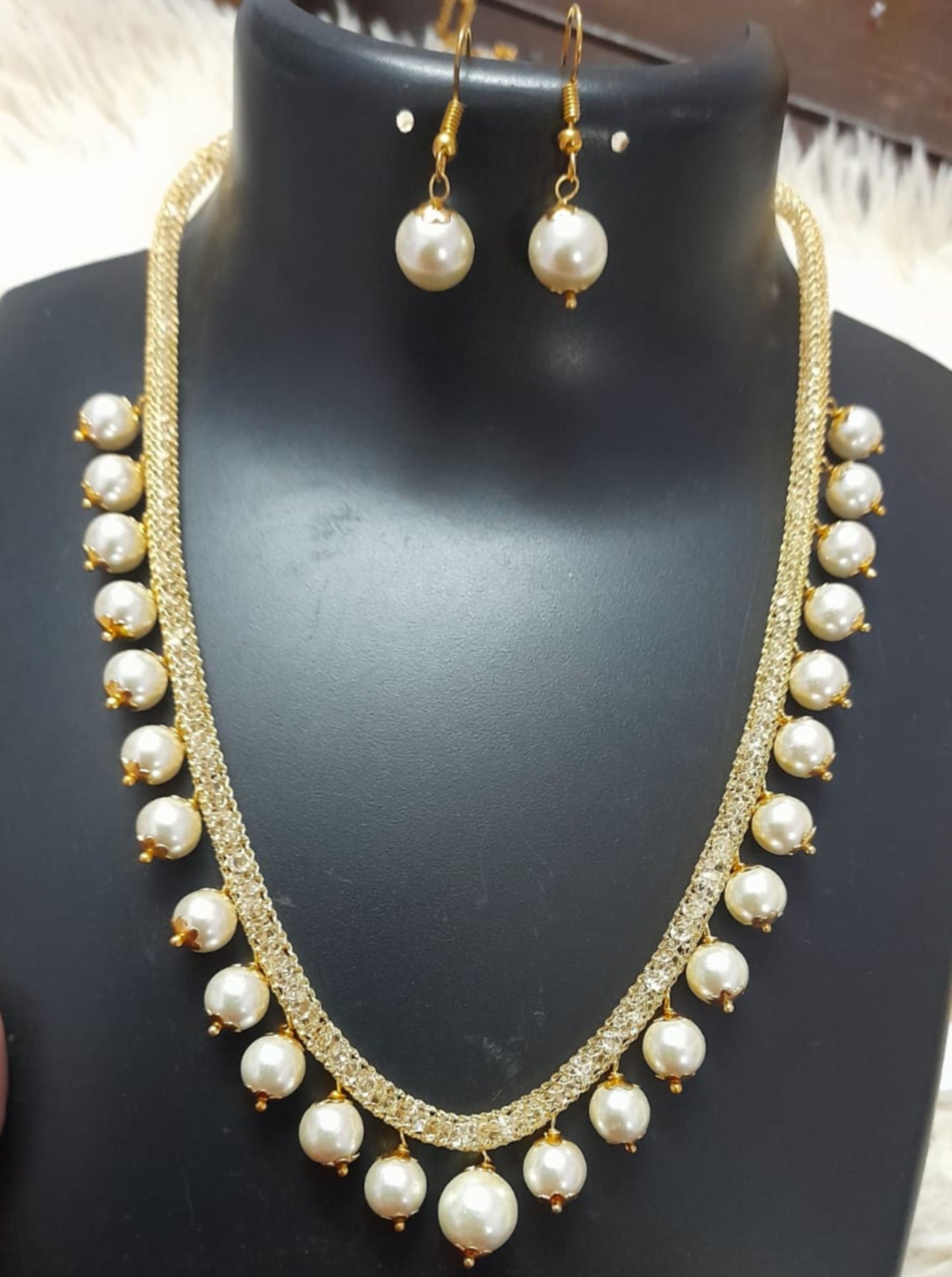 Pearl Necklace Set