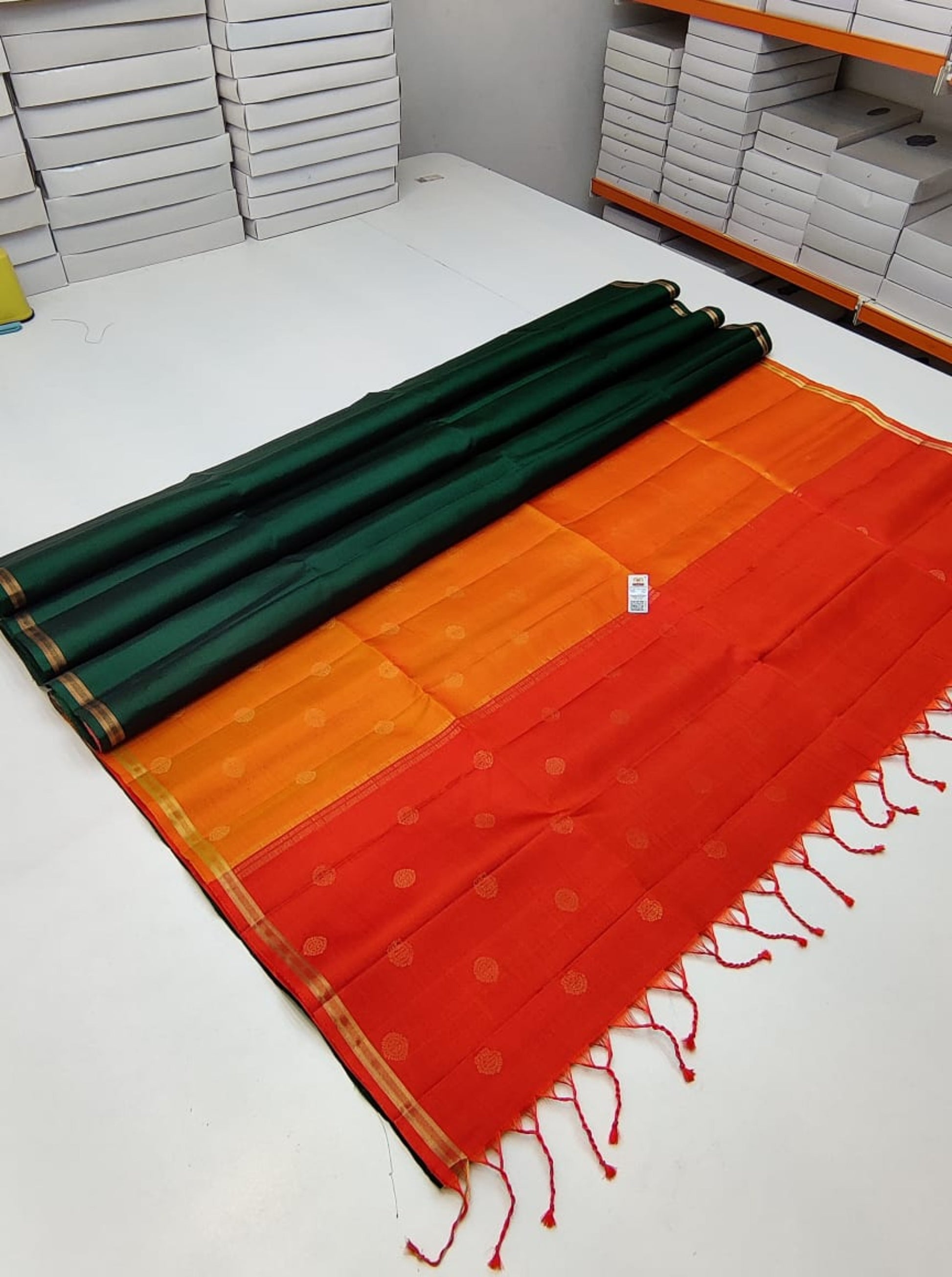 Dual Colour Pallu Kanchi Silk sarees