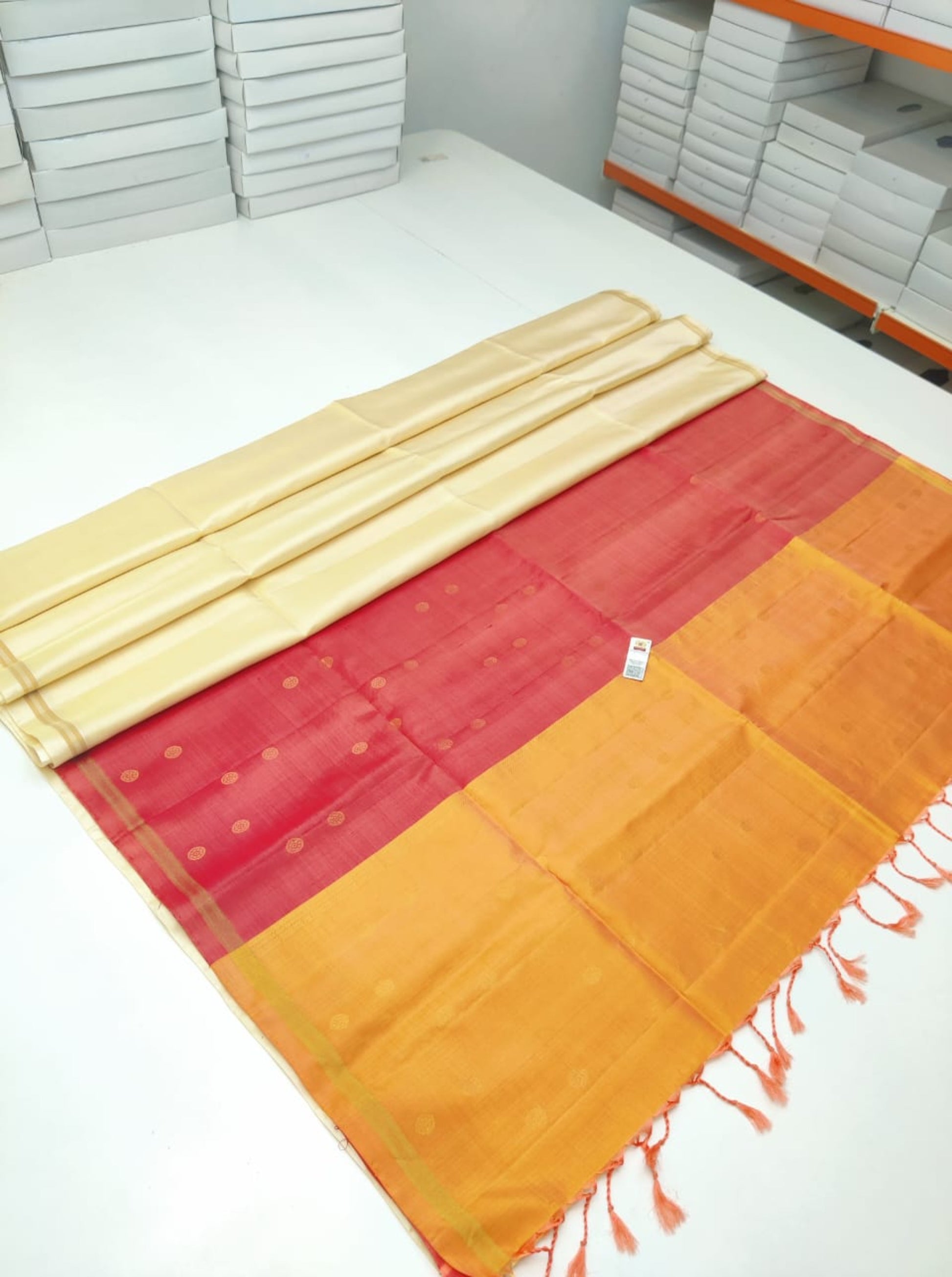 Dual Colour Pallu Kanchi Silk sarees