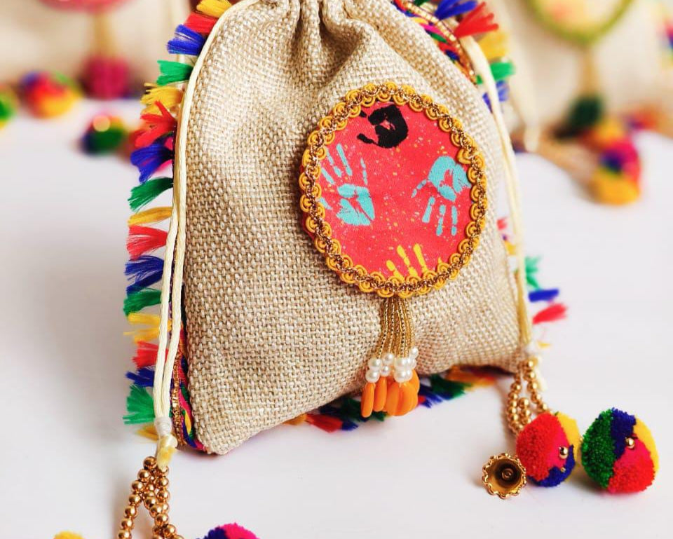 Add Eco-Friendly Charm to Holi: Explore Jute Potlis for Gifting