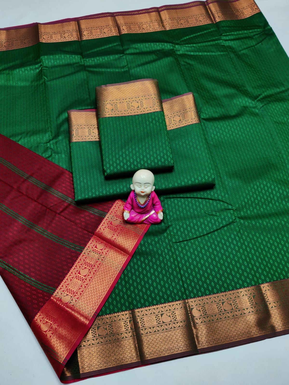 Poonthamil  Sarees