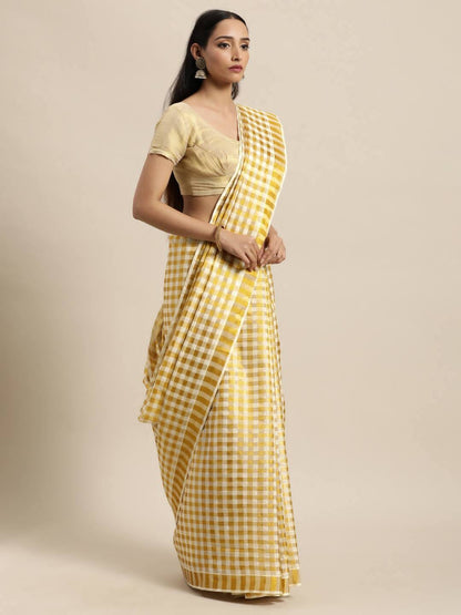 Kerala Paalum Pazhmum Saree