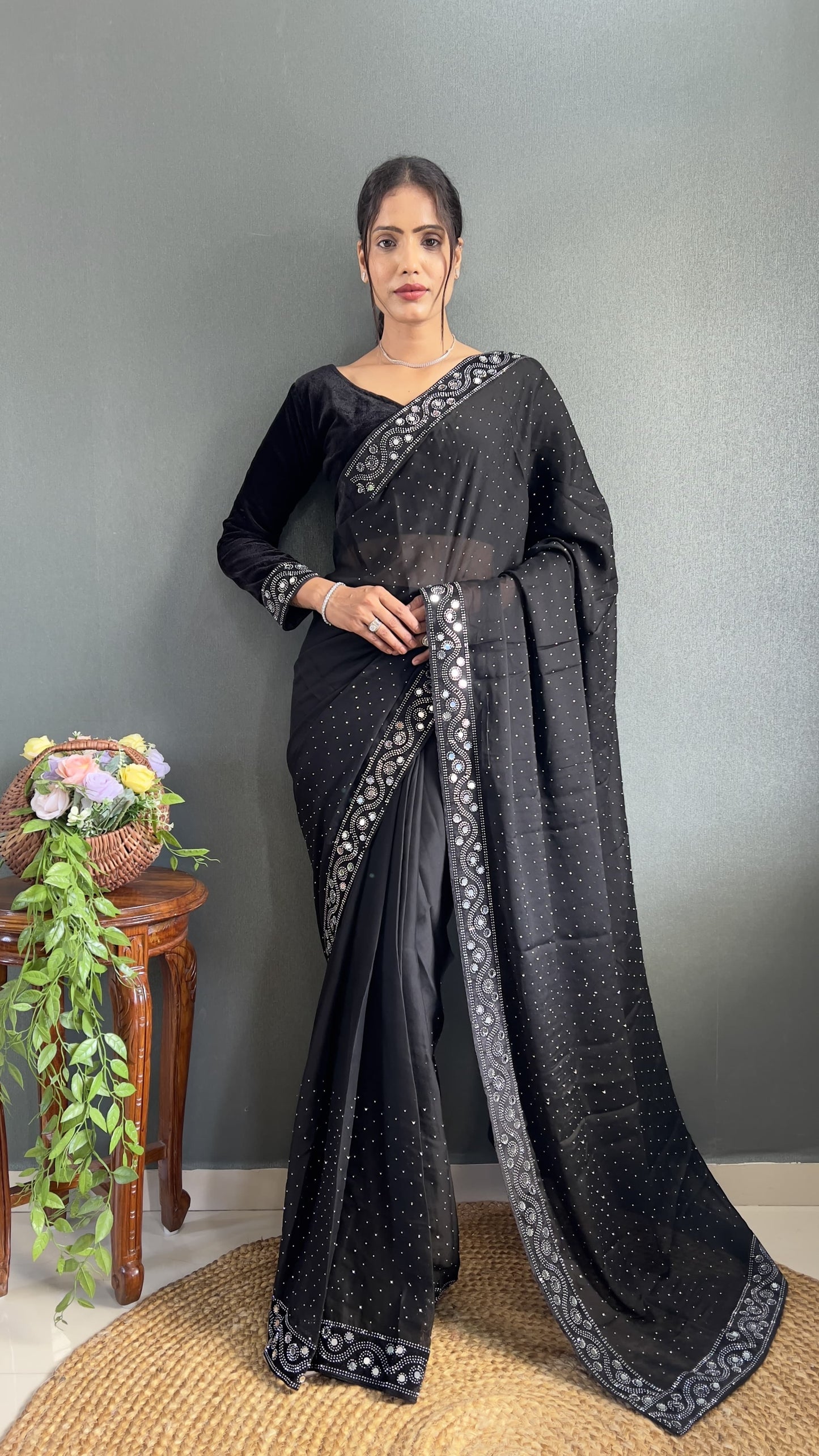 Readymade Saree Velvette