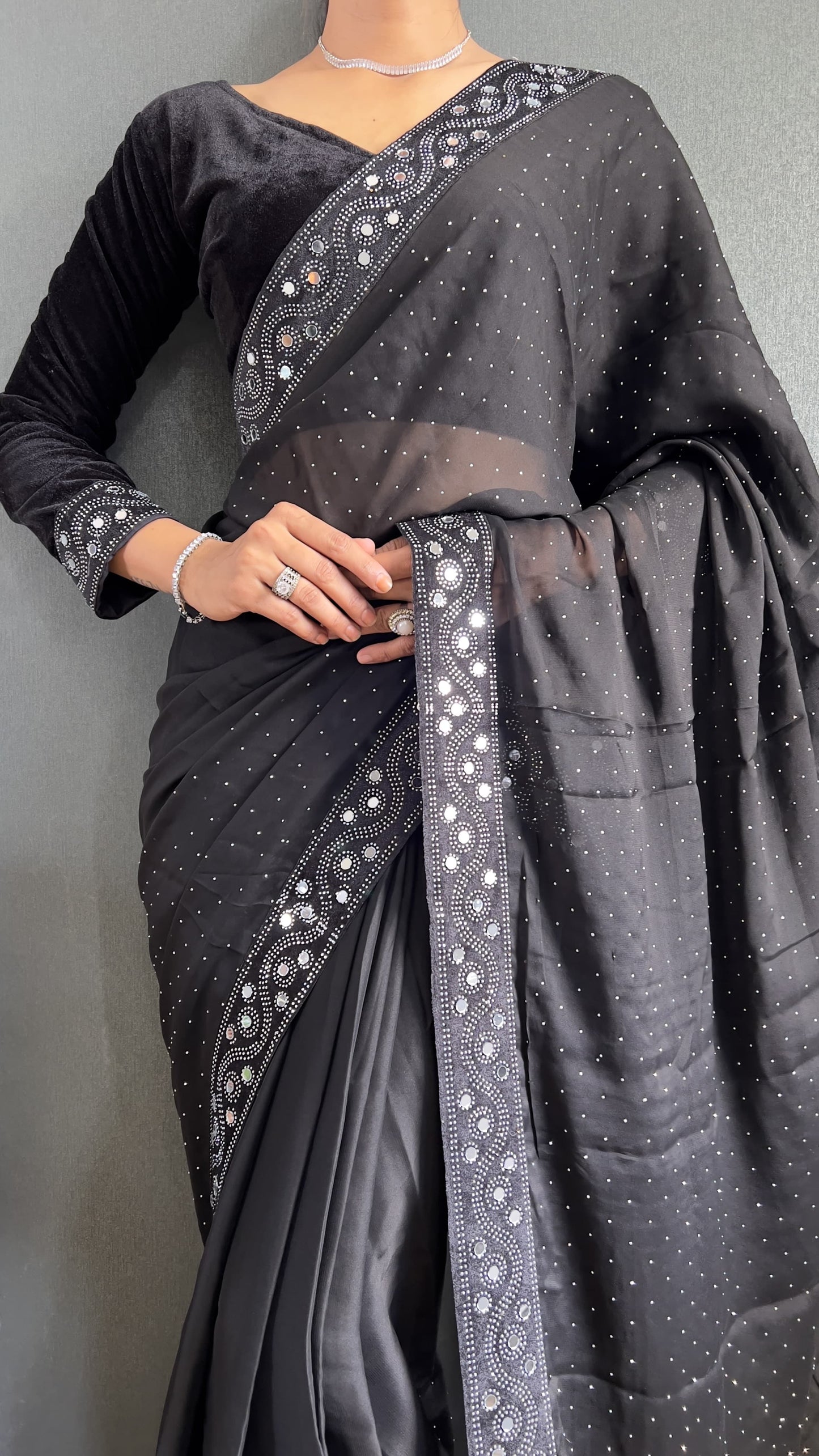 Readymade Saree Velvette