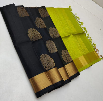 Tissue Border Kanchi Silk Sarees