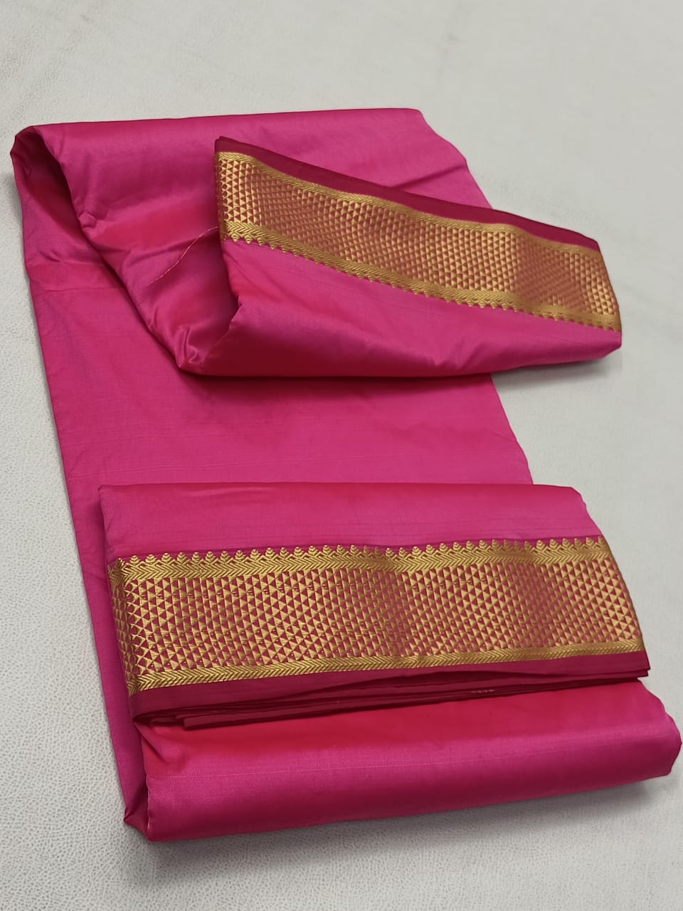 Madisar 9 yards Semi Silk Sarees