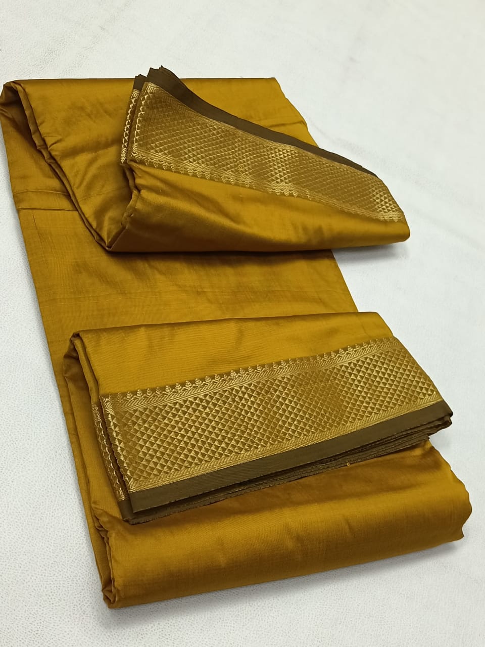 Madisar 9 yards Semi Silk Sarees