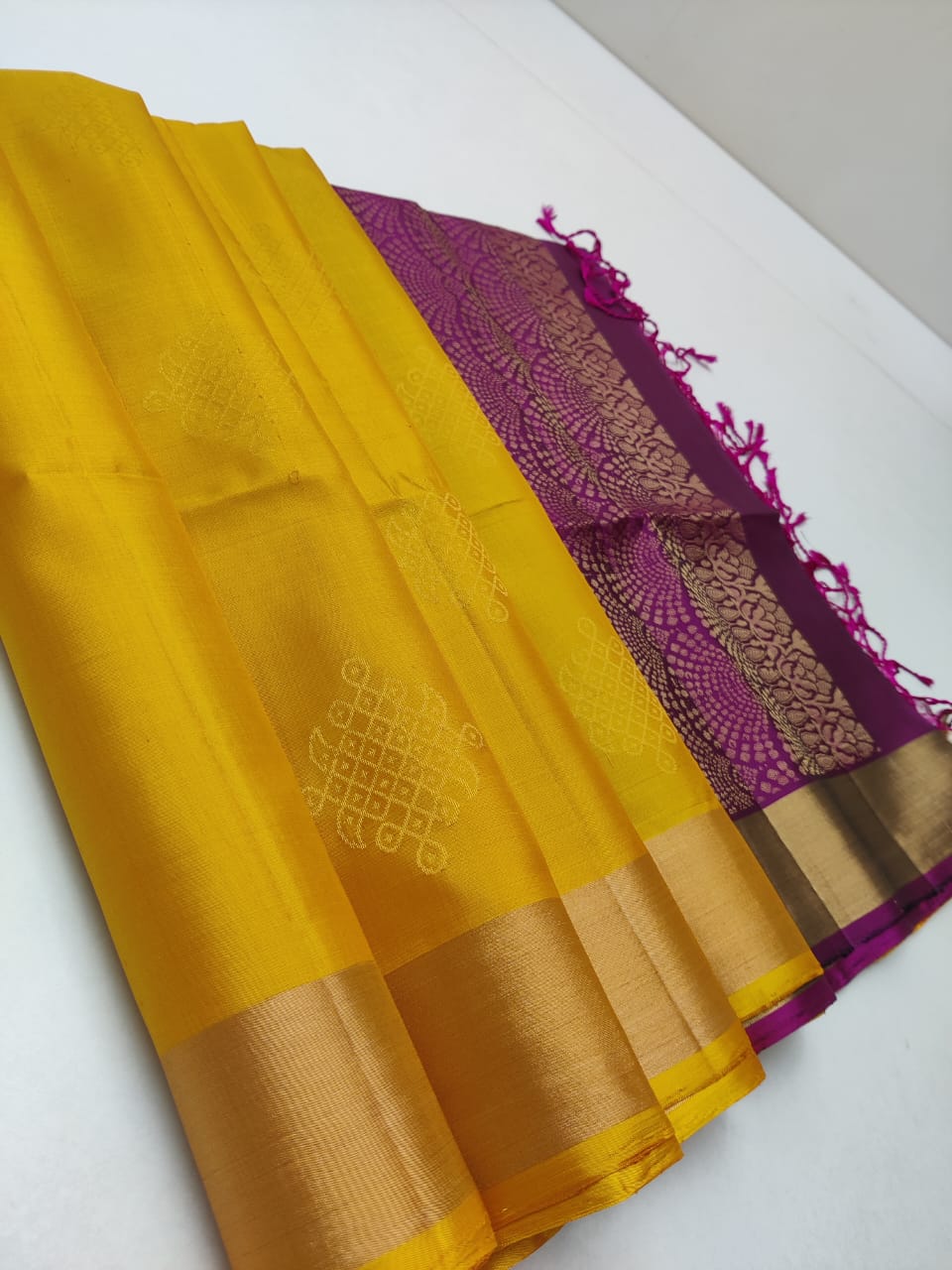 Tissue Border Kanchi Silk Sarees