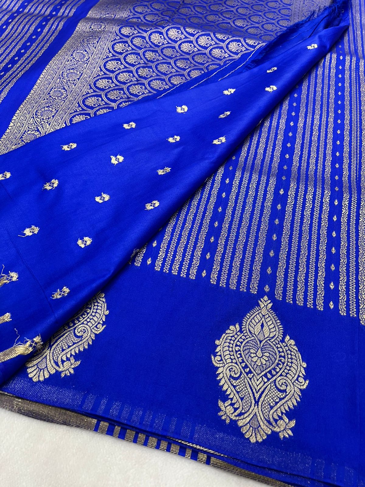 Kadhi georgettes Sarees