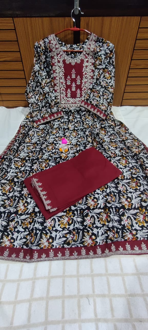 Naira Style Kurti