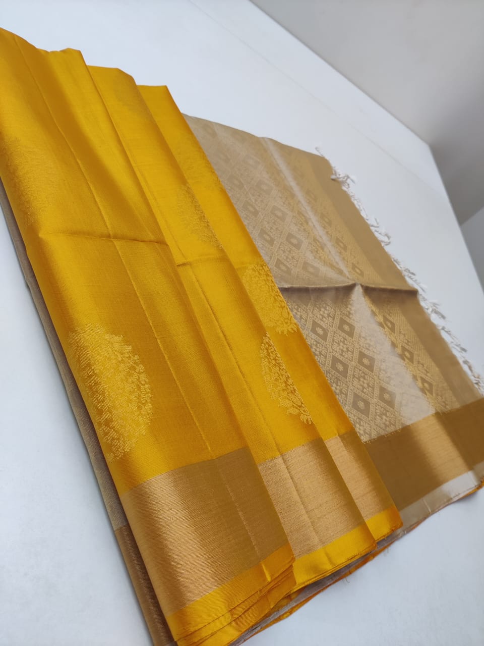 Tissue Border Kanchi Silk Sarees