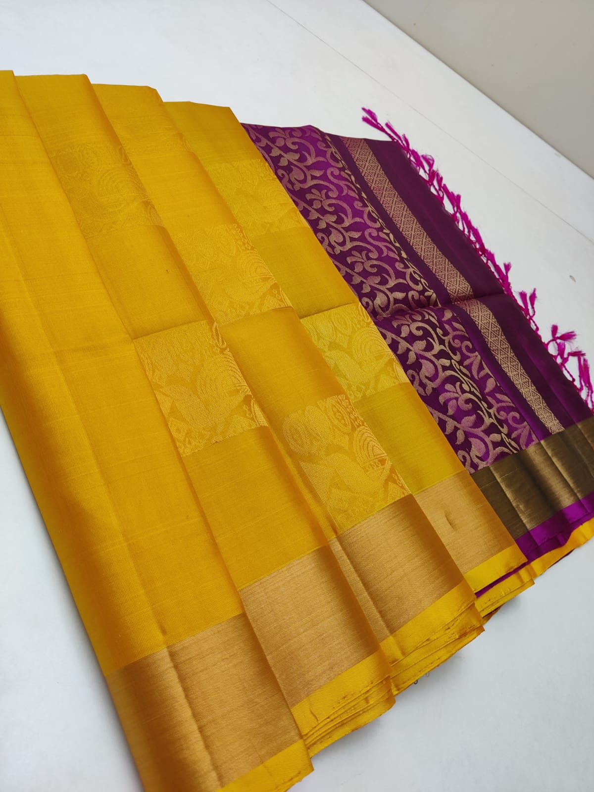 Tissue Border Kanchi Silk Sarees